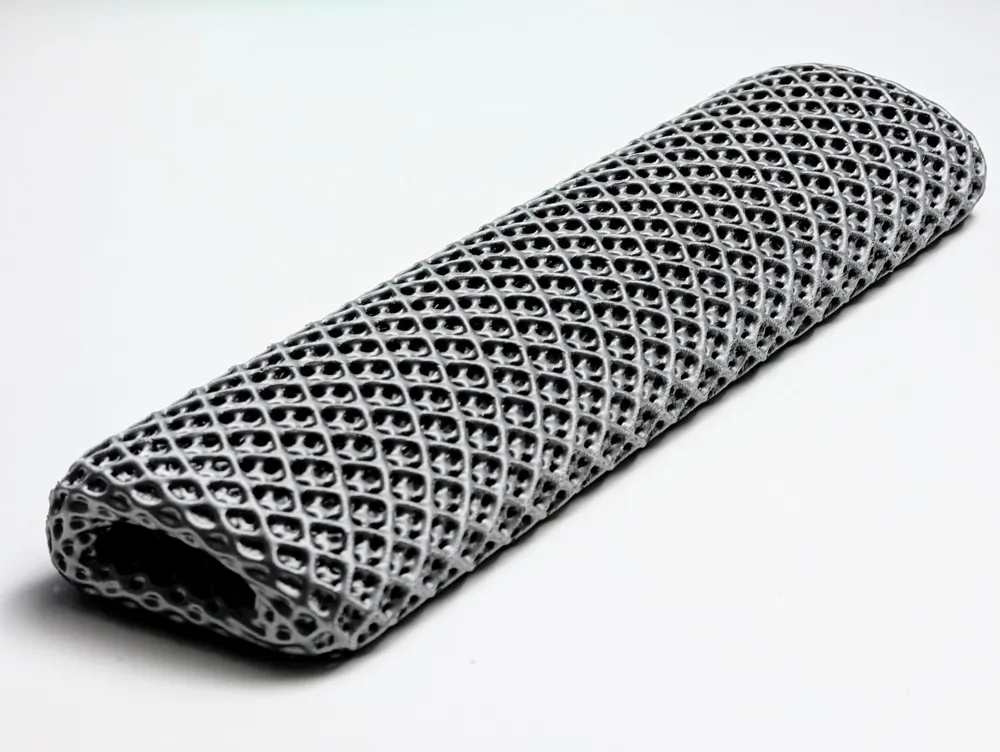 AeroRest: The Ultimate Lattice Wrist Support - Image 5